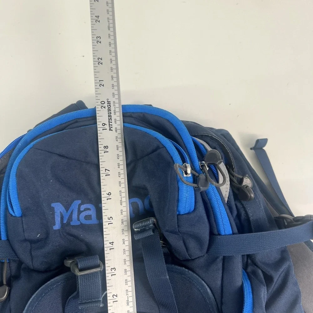 Marmot Gunnison Hiking Backpack One Size Blue Zip Closure Padded Straps